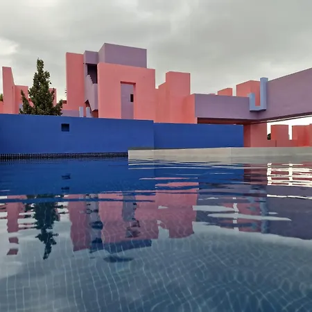 公寓 La Muralla Roja 卡尔佩