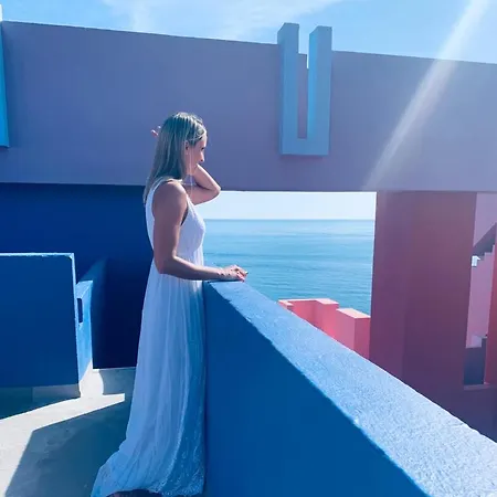Апартаменты La Muralla Roja *